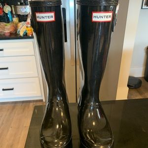 Glossy Hunter Boots